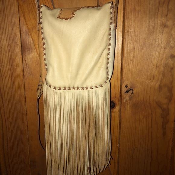 Sold! Handmade, Deer Hide, Crossbody Purse - Picture 6 of 8